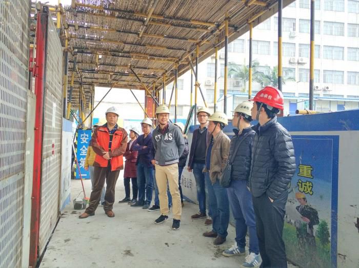 4.5����ĿְԱ�����о�700.jpg