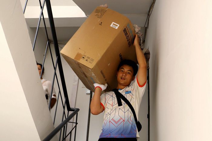 1597916998246529.jpg 5.2整理楼道内的杂物.JPG