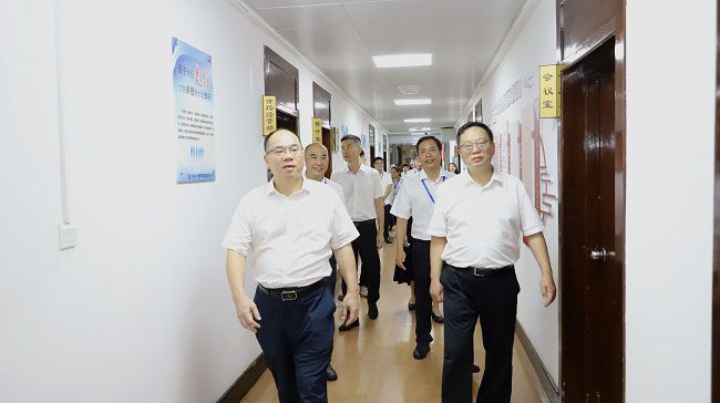 ���а칫���ϣ���ͼ�棩.jpg